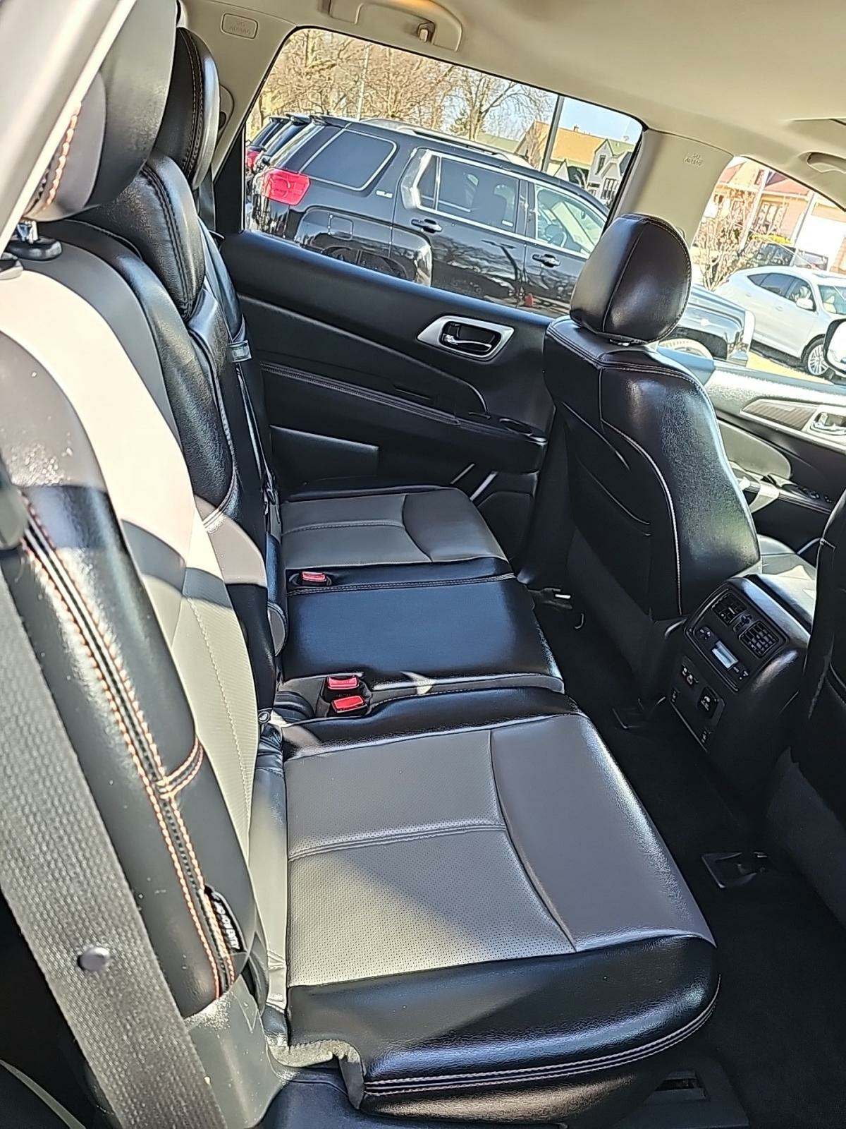 2019 Nissan Pathfinder SL AWD