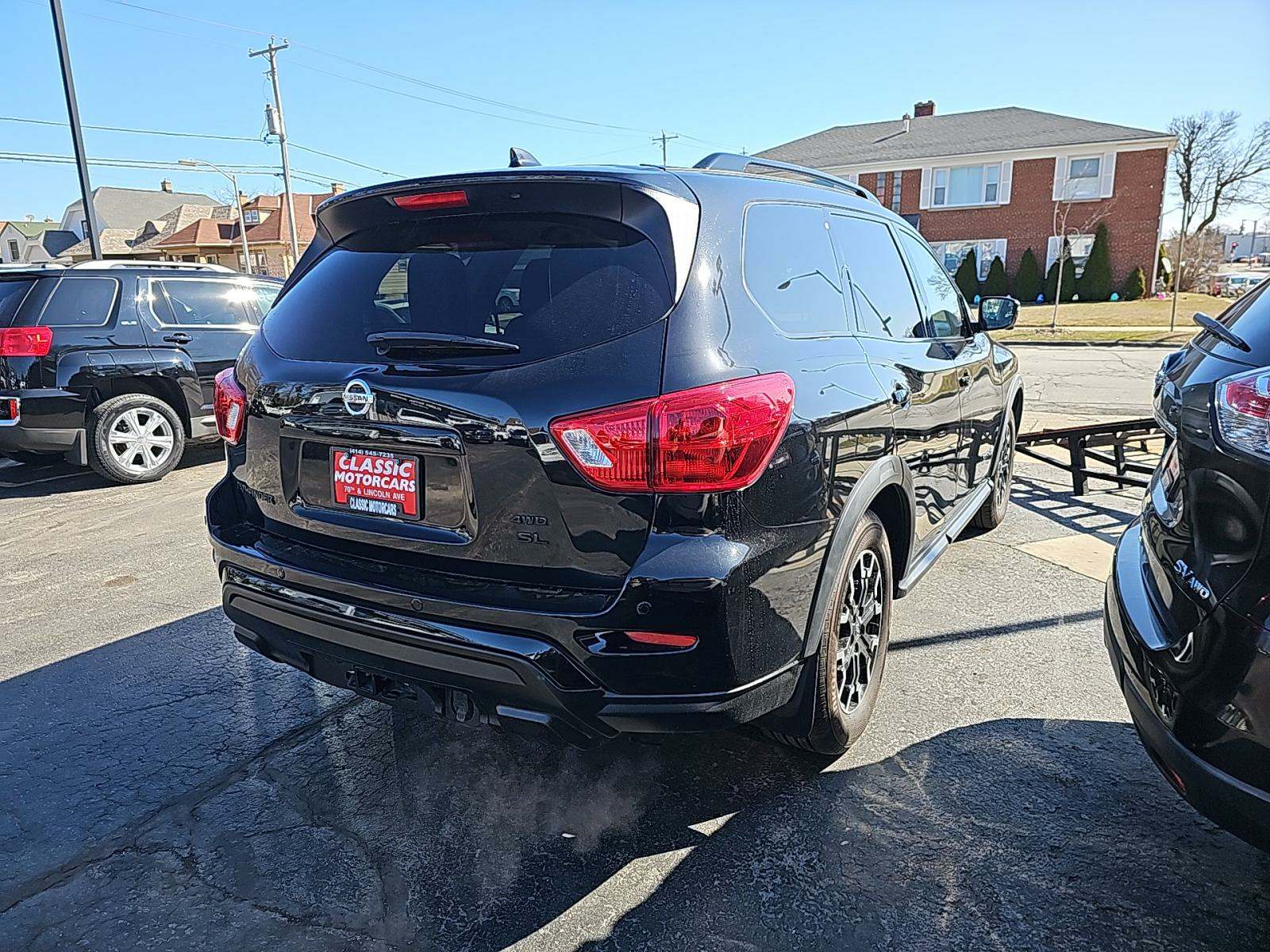 2019 Nissan Pathfinder SL AWD