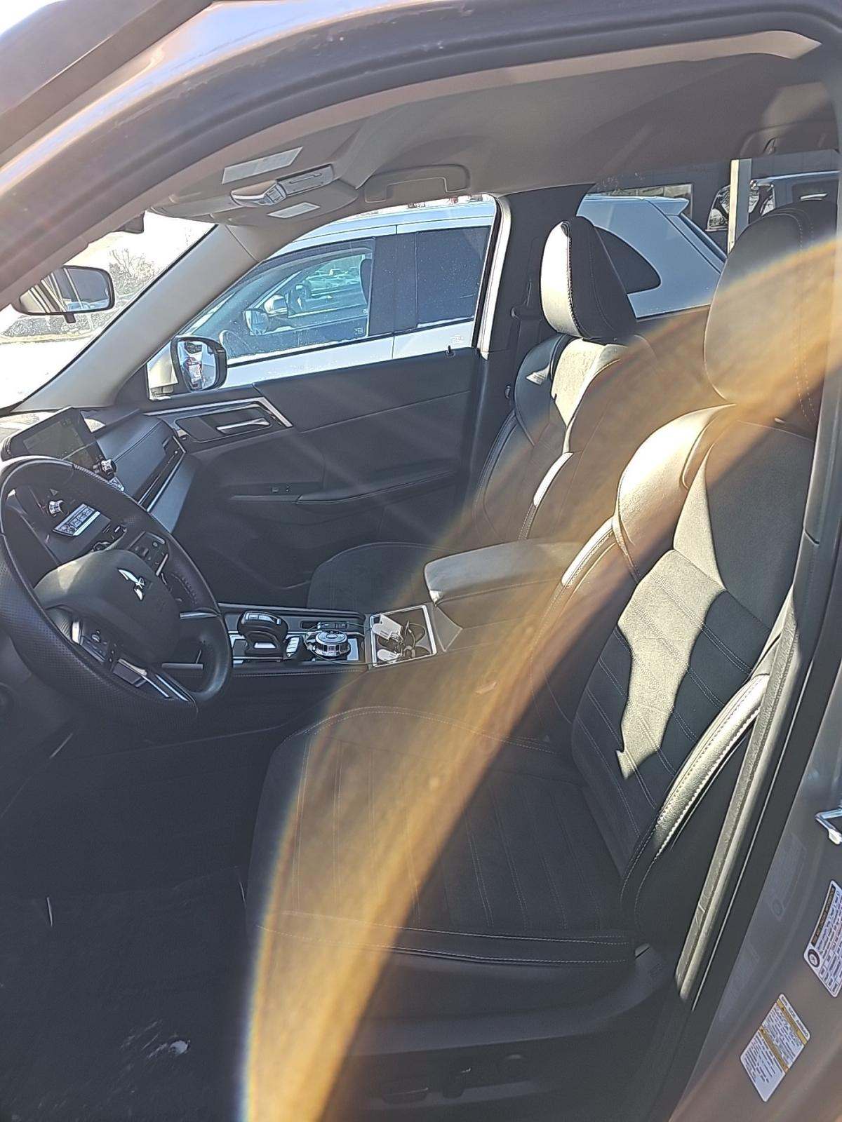 2024 Mitsubishi Outlander SE AWD