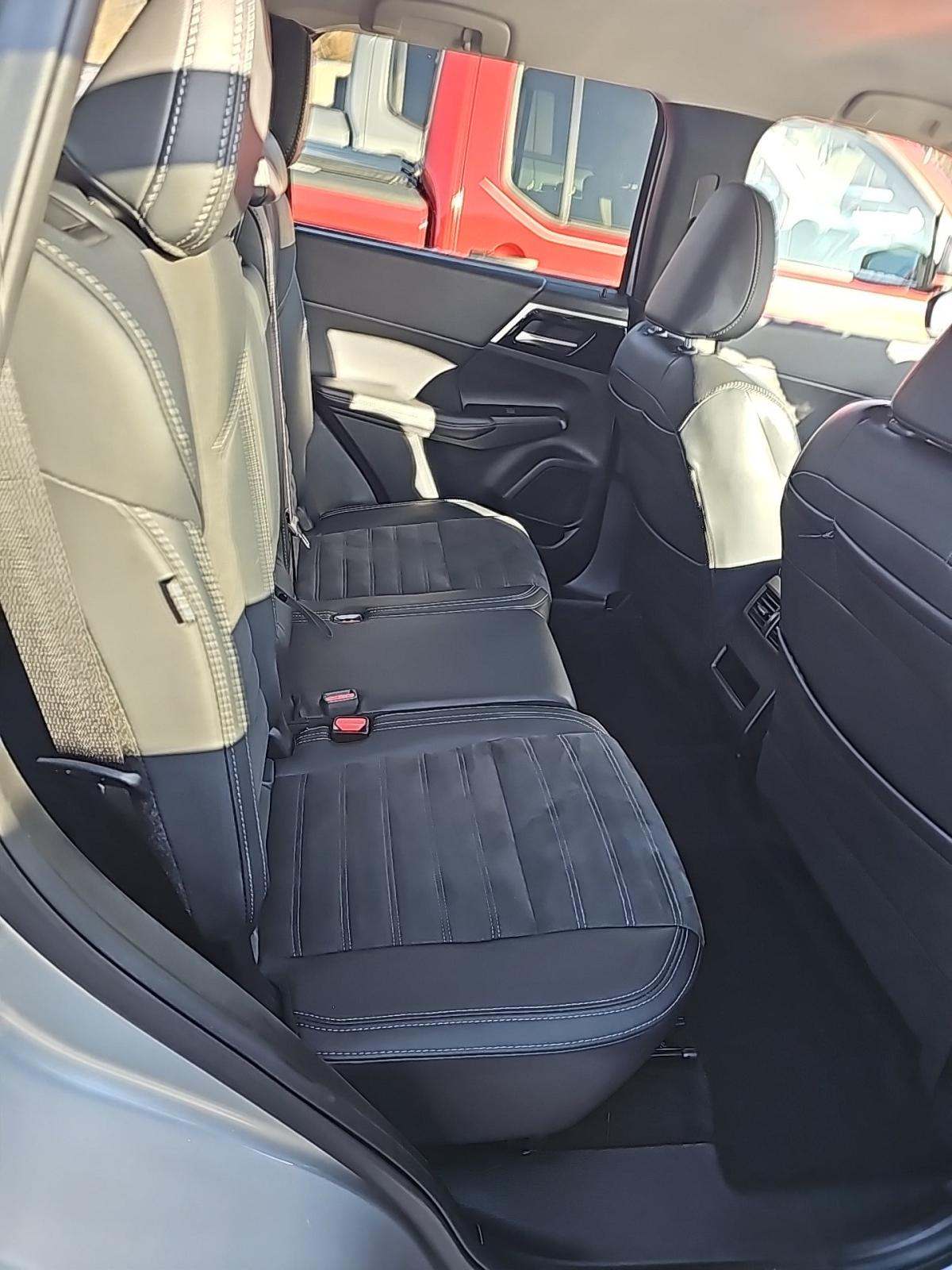 2024 Mitsubishi Outlander SE AWD