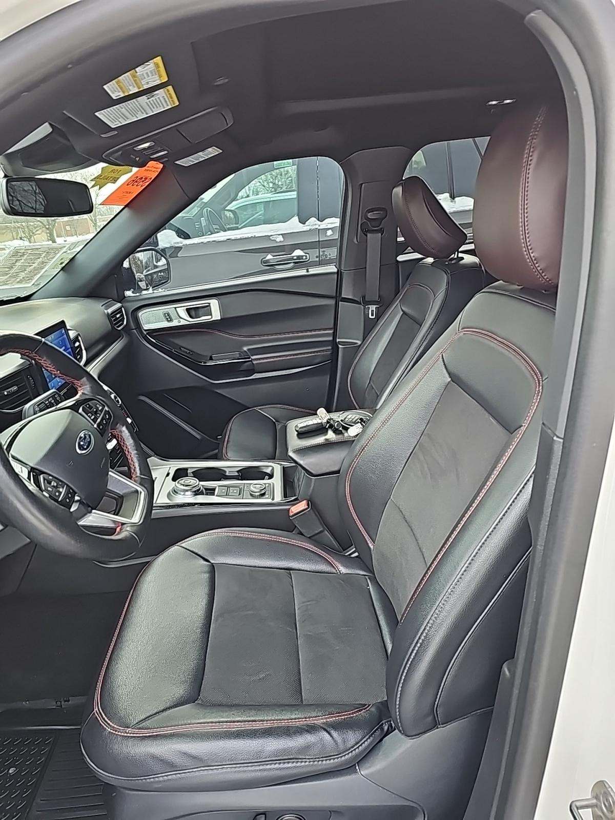 2023 Ford Explorer ST-Line AWD