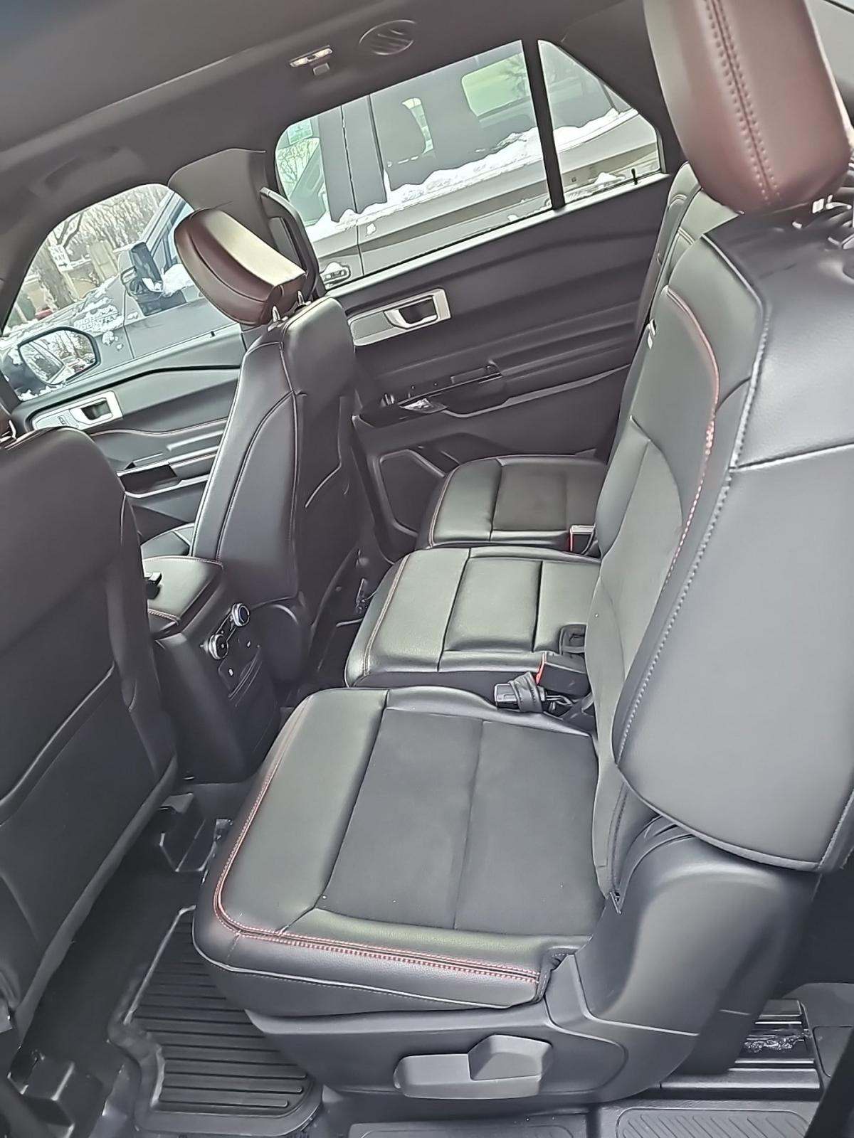 2023 Ford Explorer ST-Line AWD