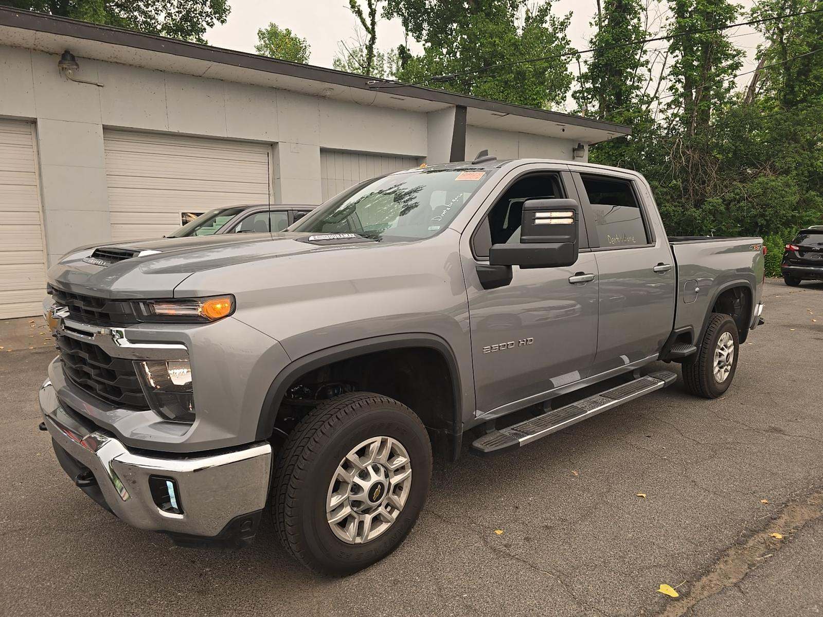 2025 Chevrolet Silverado 2500HD LT AWD