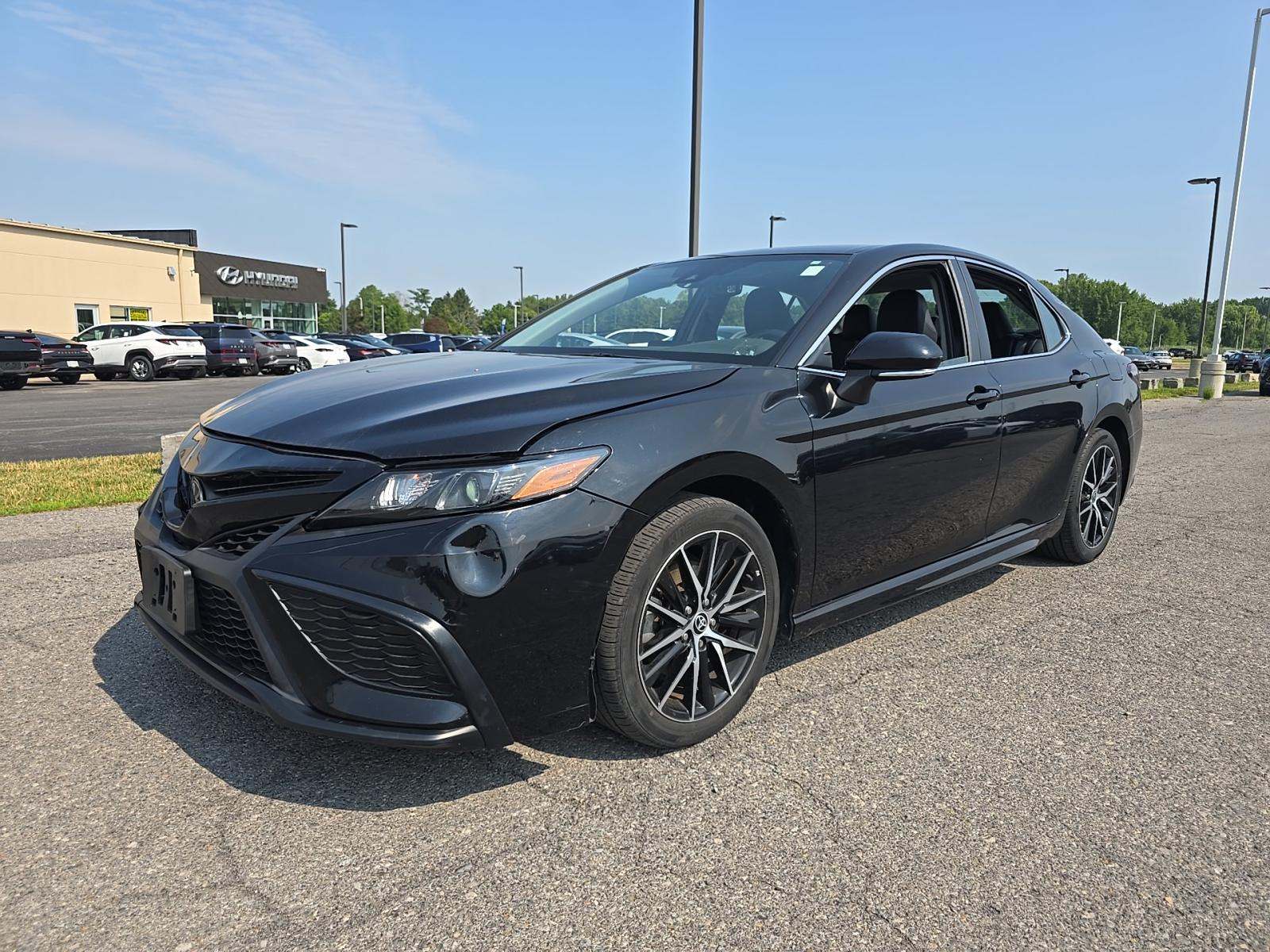 2023 Toyota Camry SE FWD