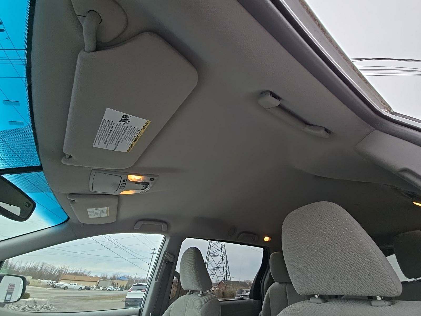 2014 Toyota Sienna LE FWD