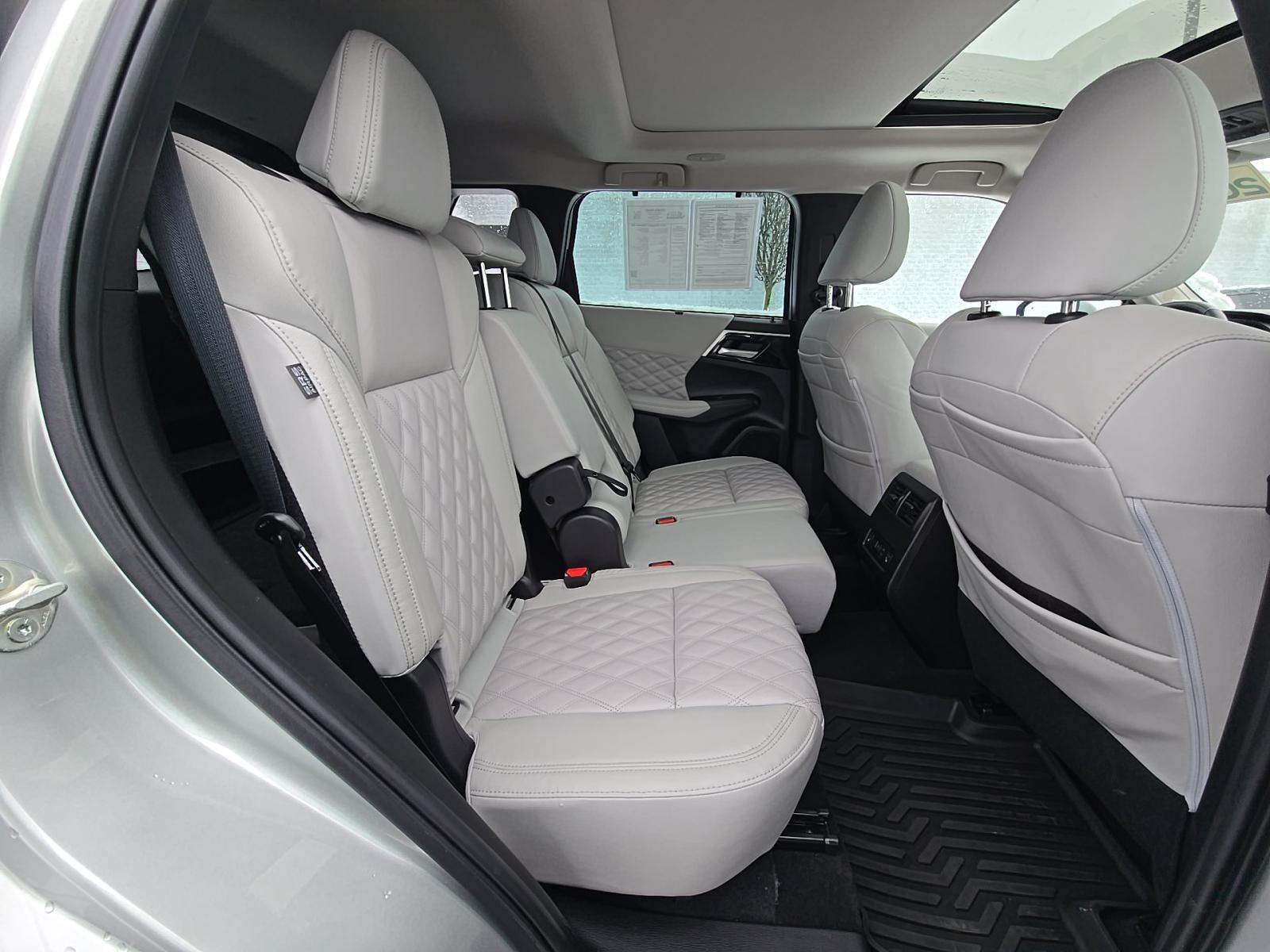 2023 Mitsubishi Outlander SEL AWD