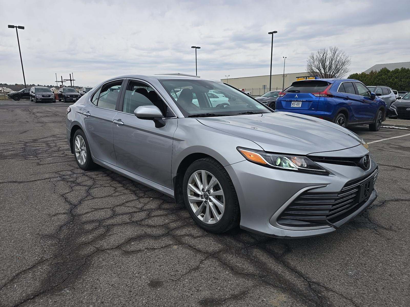 2023 Toyota Camry LE FWD