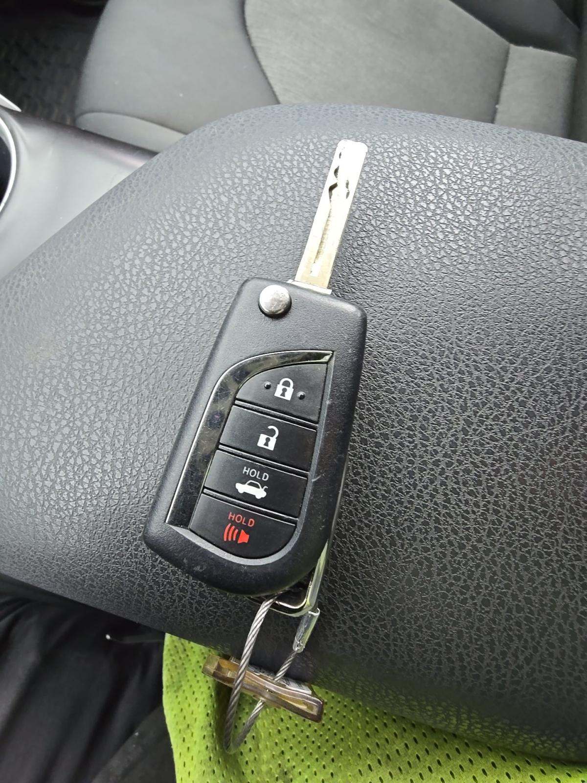 2023 Toyota Camry LE FWD