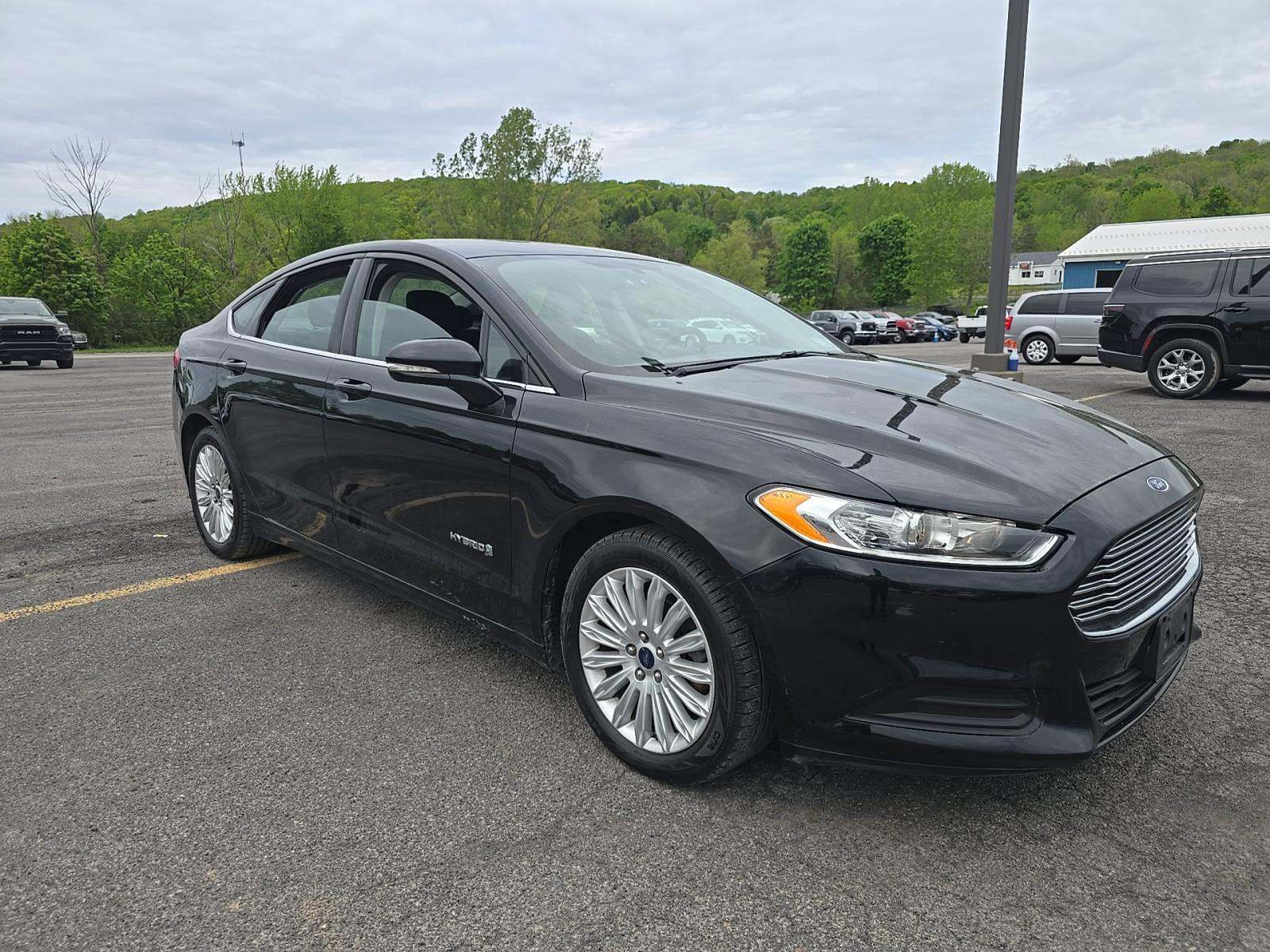 FORD FUSION - 4