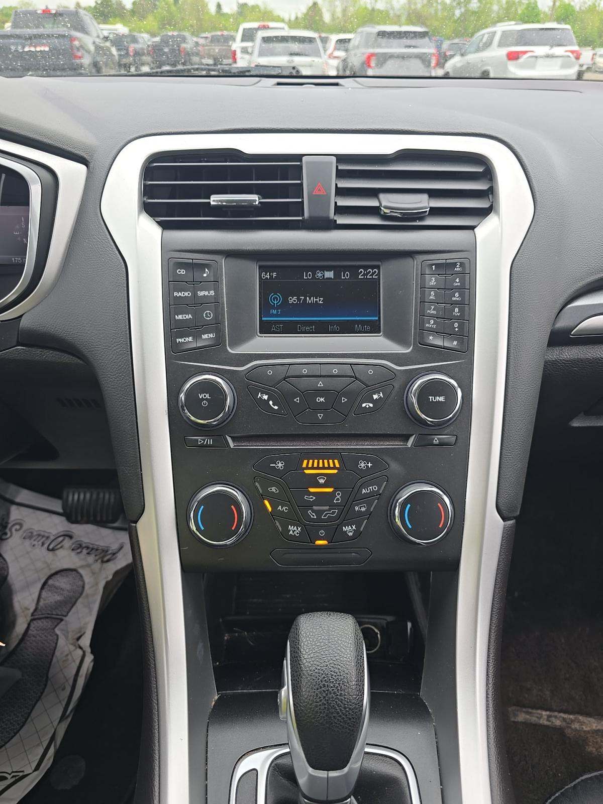 FORD FUSION - 10