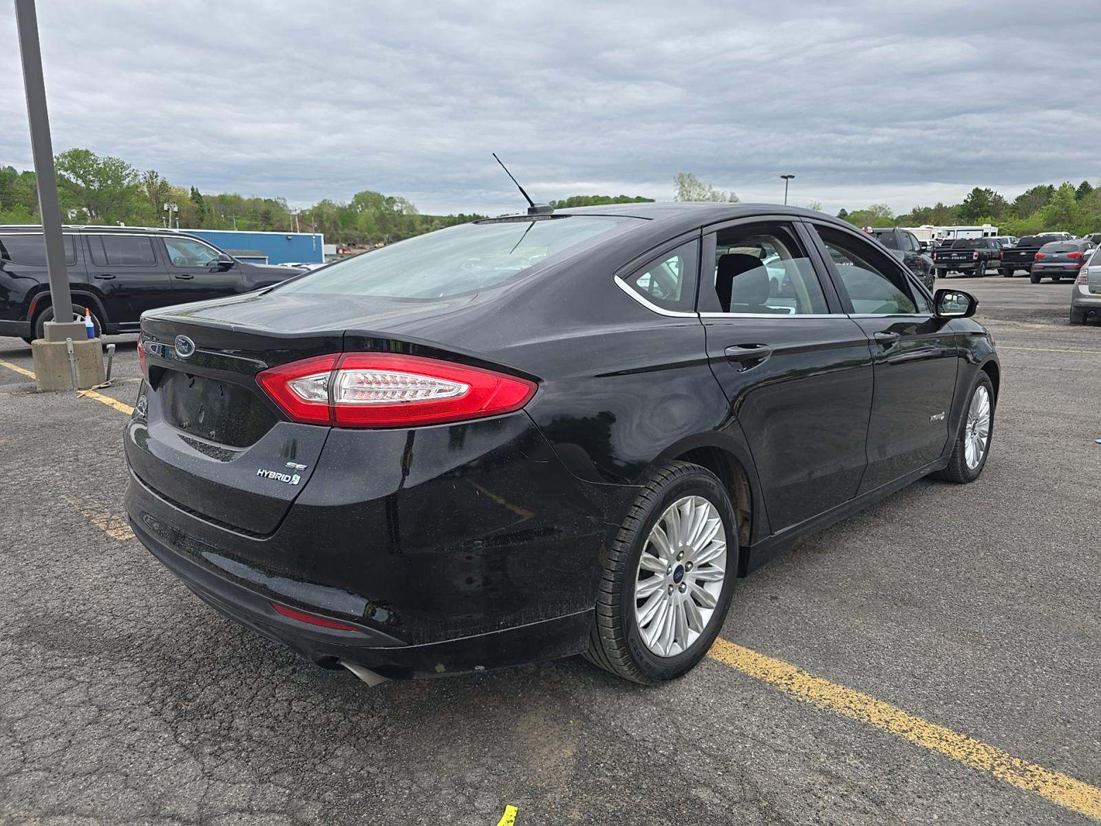 FORD FUSION - 3