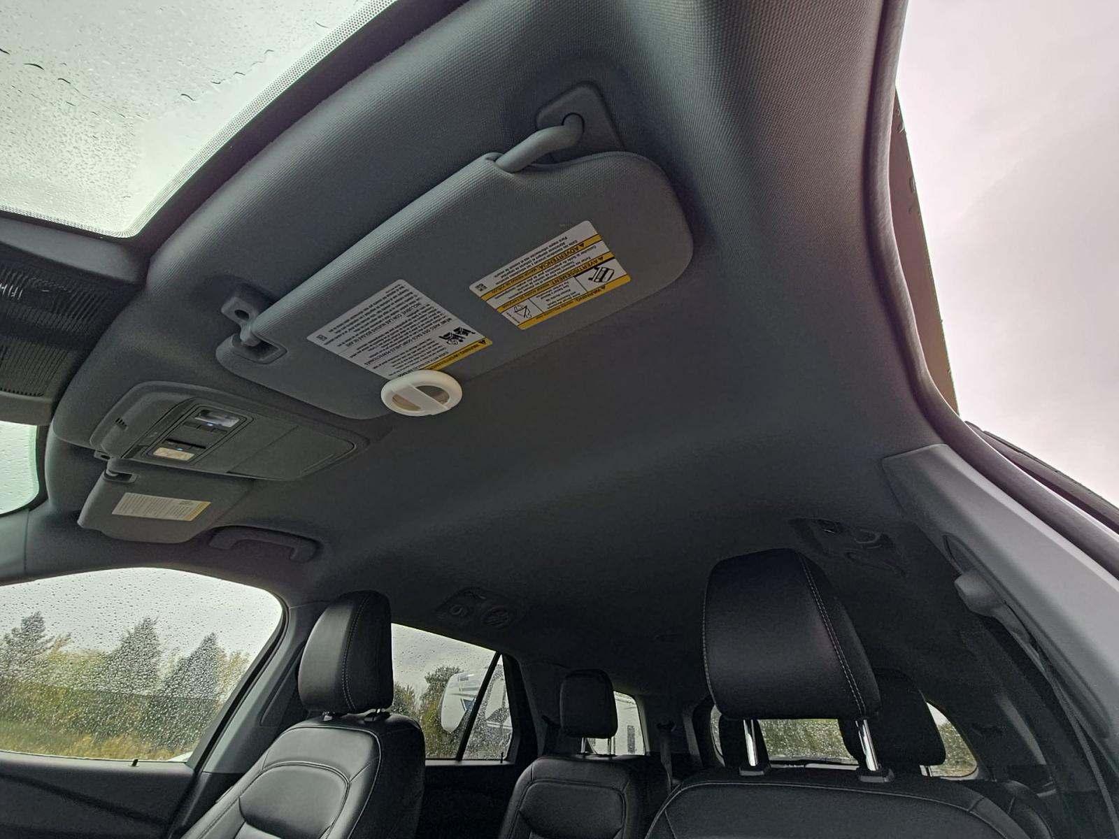 2022 Ford Explorer XLT RWD