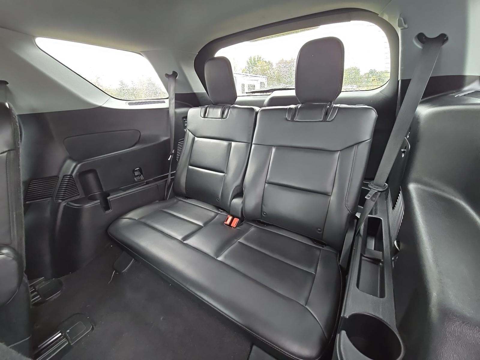 2022 Ford Explorer XLT RWD