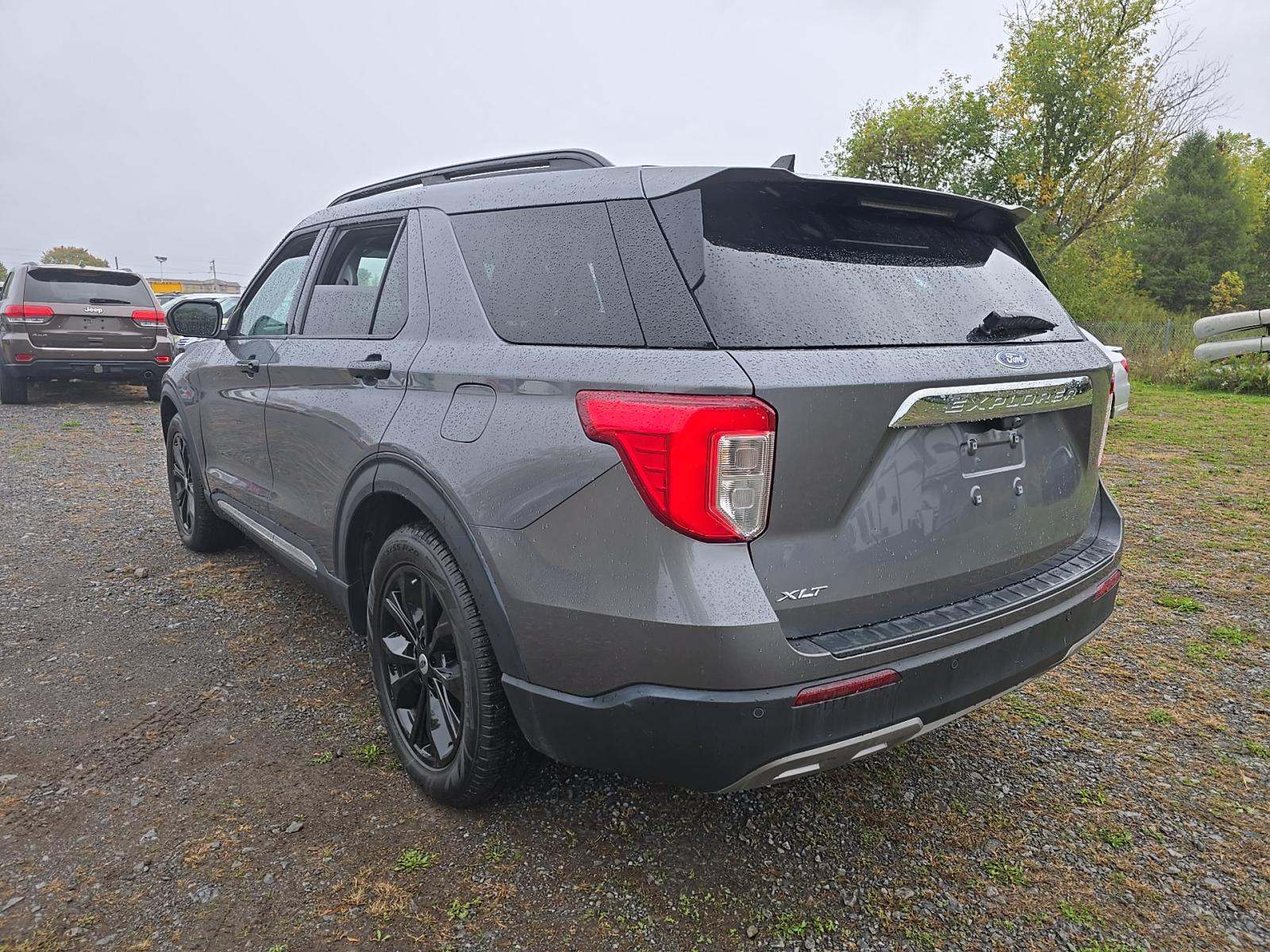 2022 Ford Explorer XLT RWD