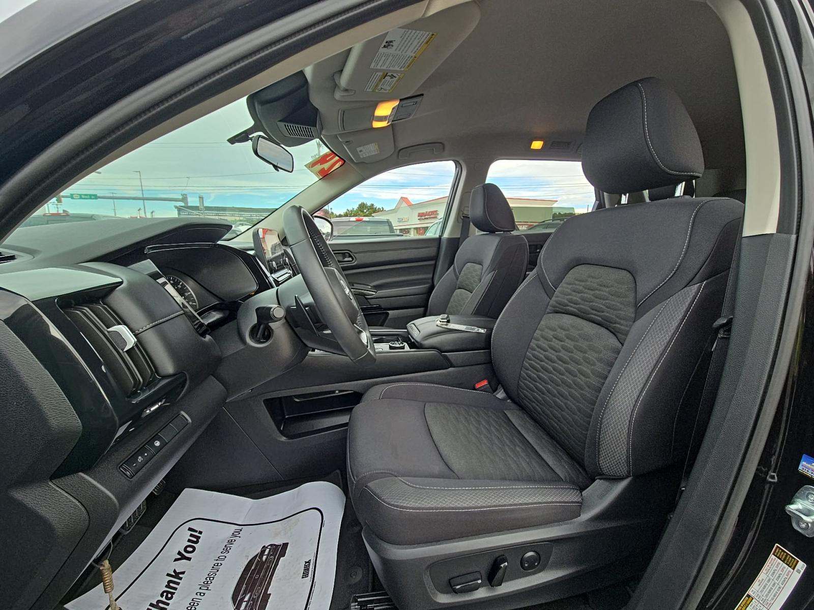 2024 Nissan Pathfinder SV AWD