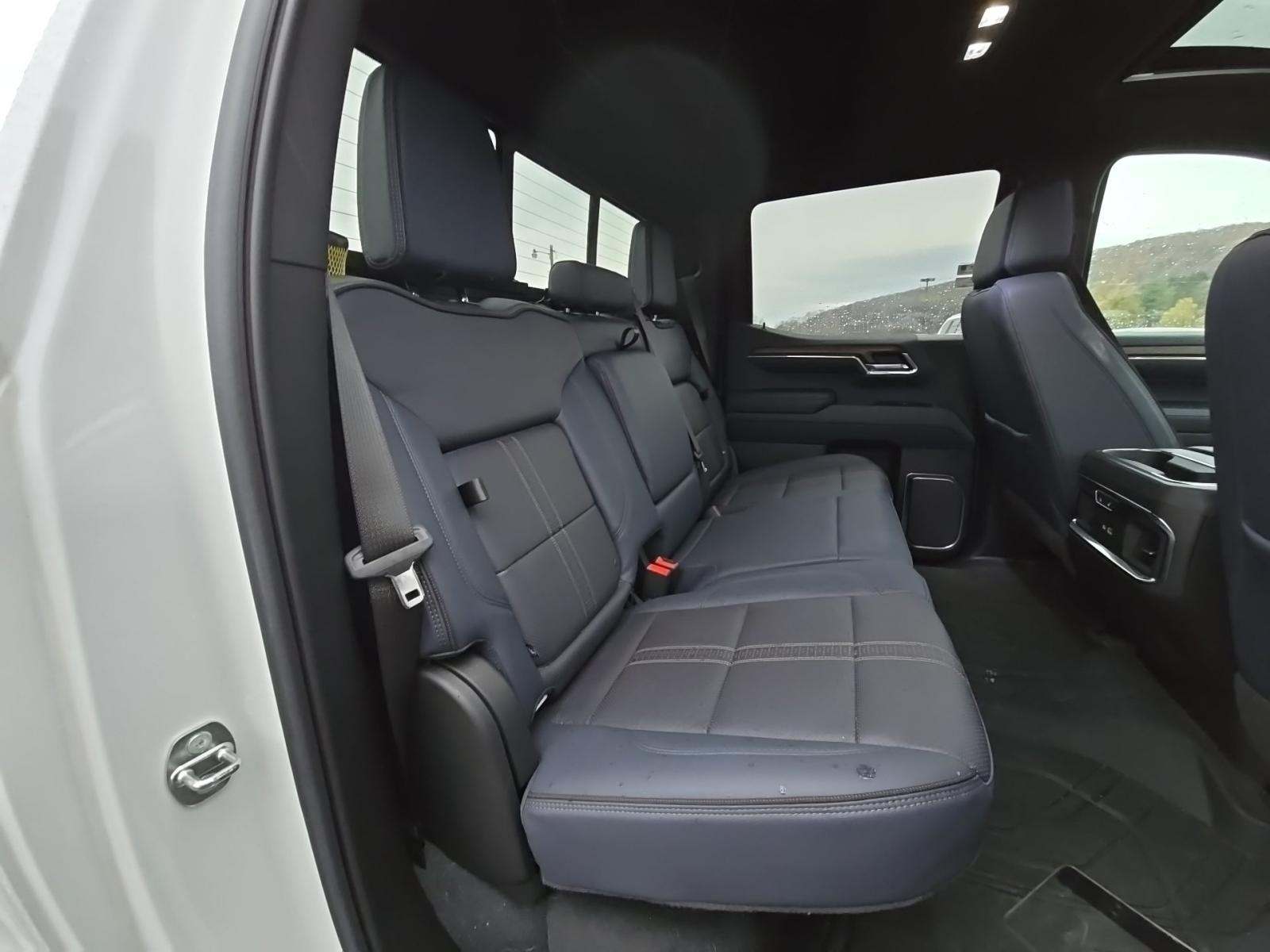 2023 Chevrolet Silverado 1500 High Country AWD