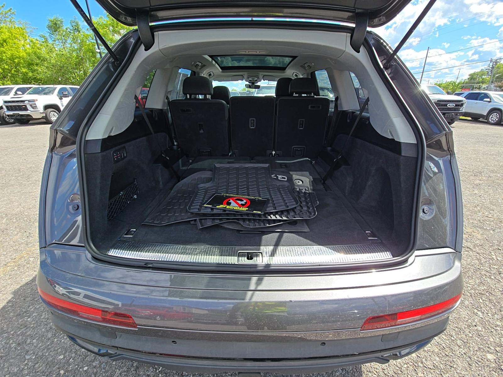 2023 Audi Q7 Premium Plus AWD