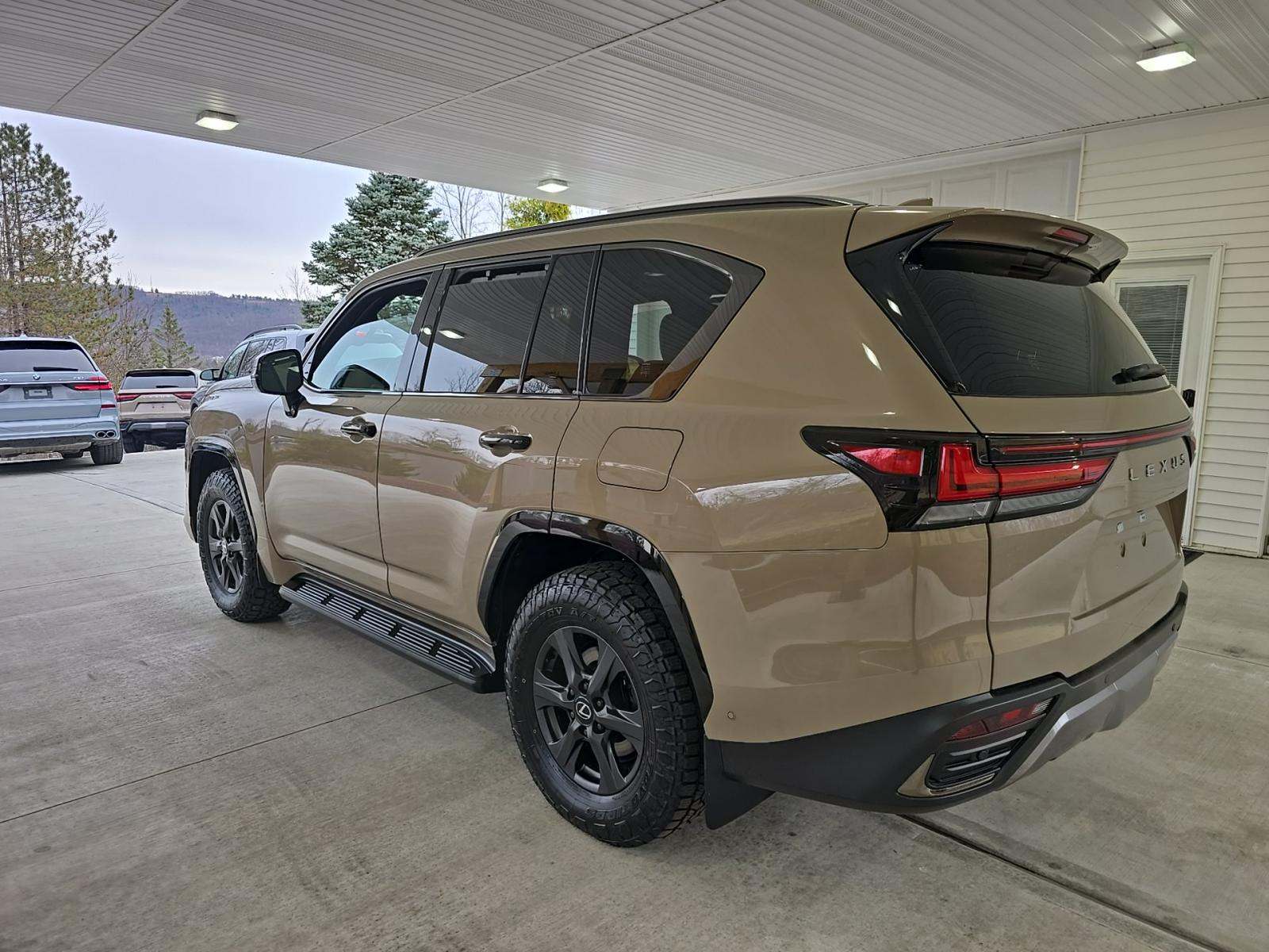 2025 Lexus LX LX 700h Overtrail AWD