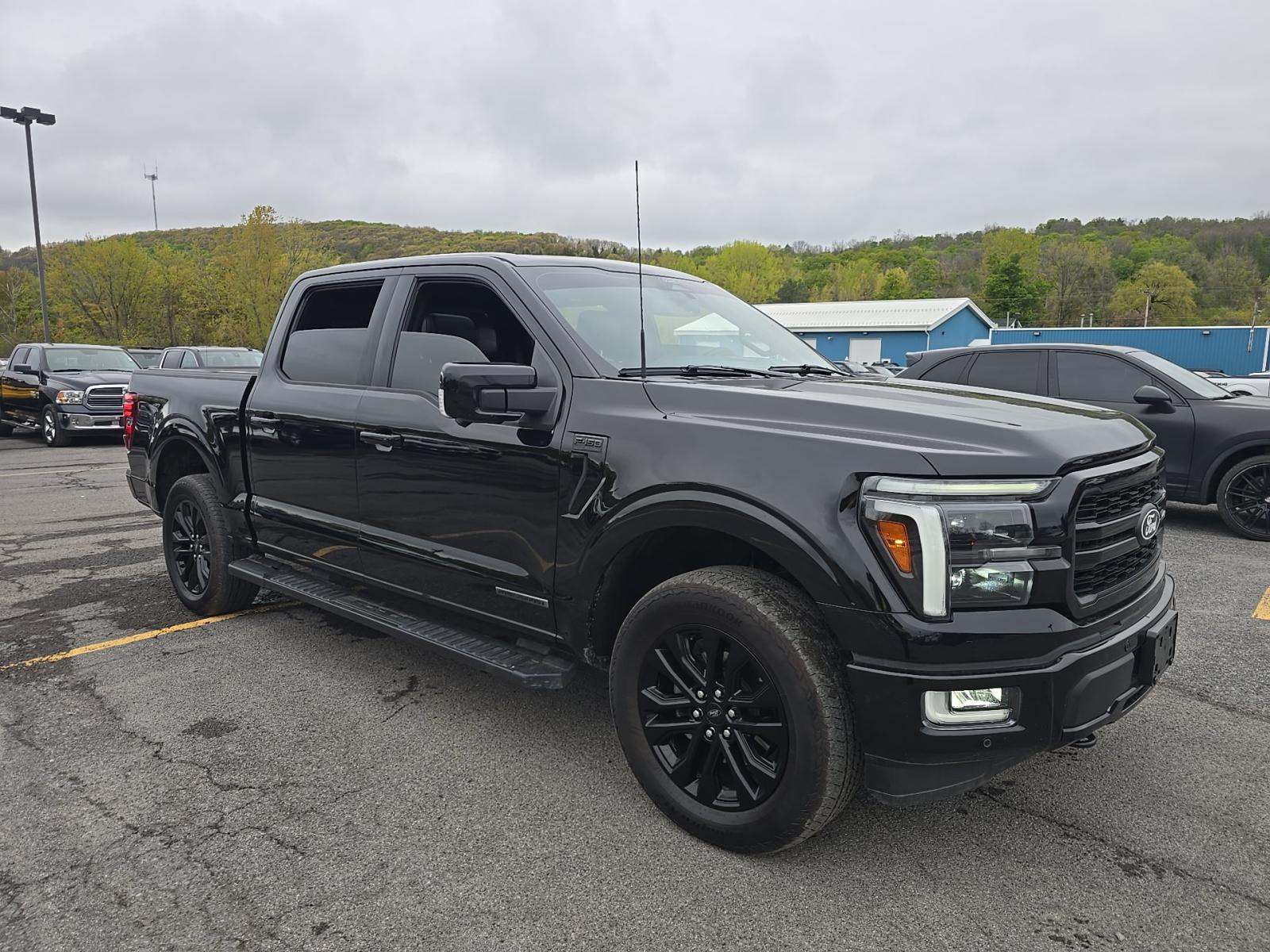 2024 Ford F-150 Hybrid Lariat AWD