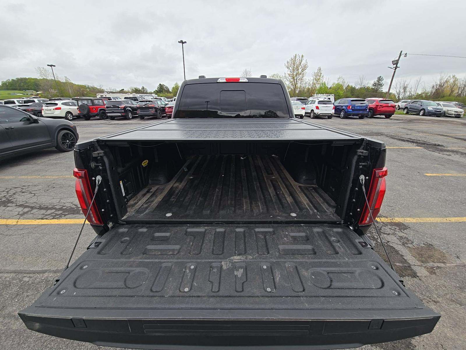 2024 Ford F-150 Hybrid Lariat AWD