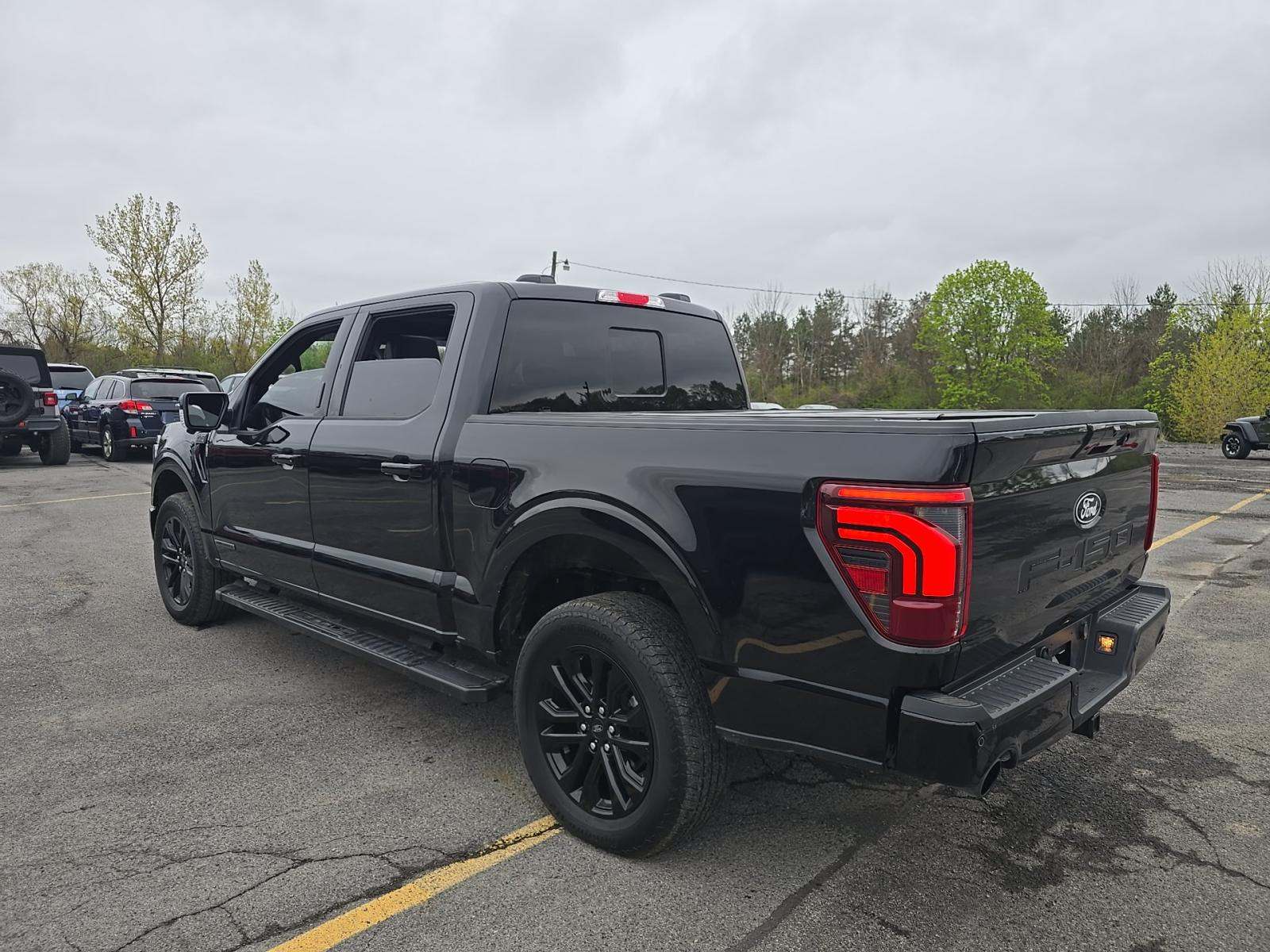 2024 Ford F-150 Hybrid Lariat AWD