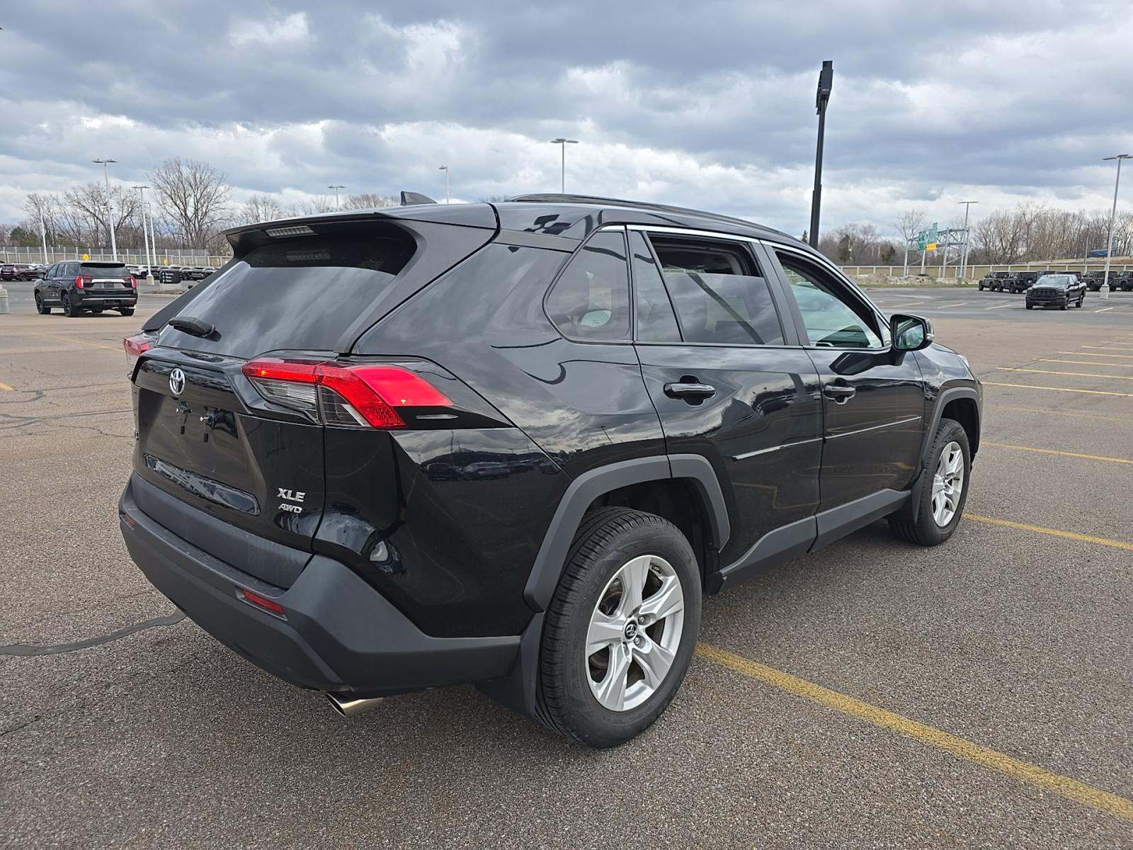2019 Toyota RAV4 XLE AWD