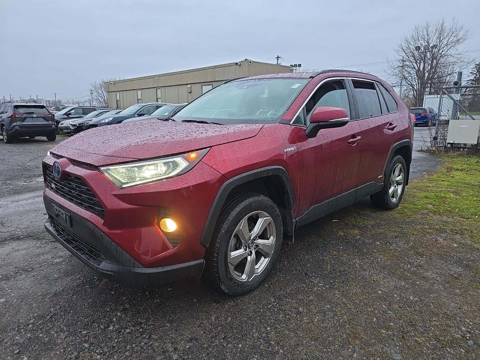2021 Toyota RAV4 Hybrid XLE Premium AWD