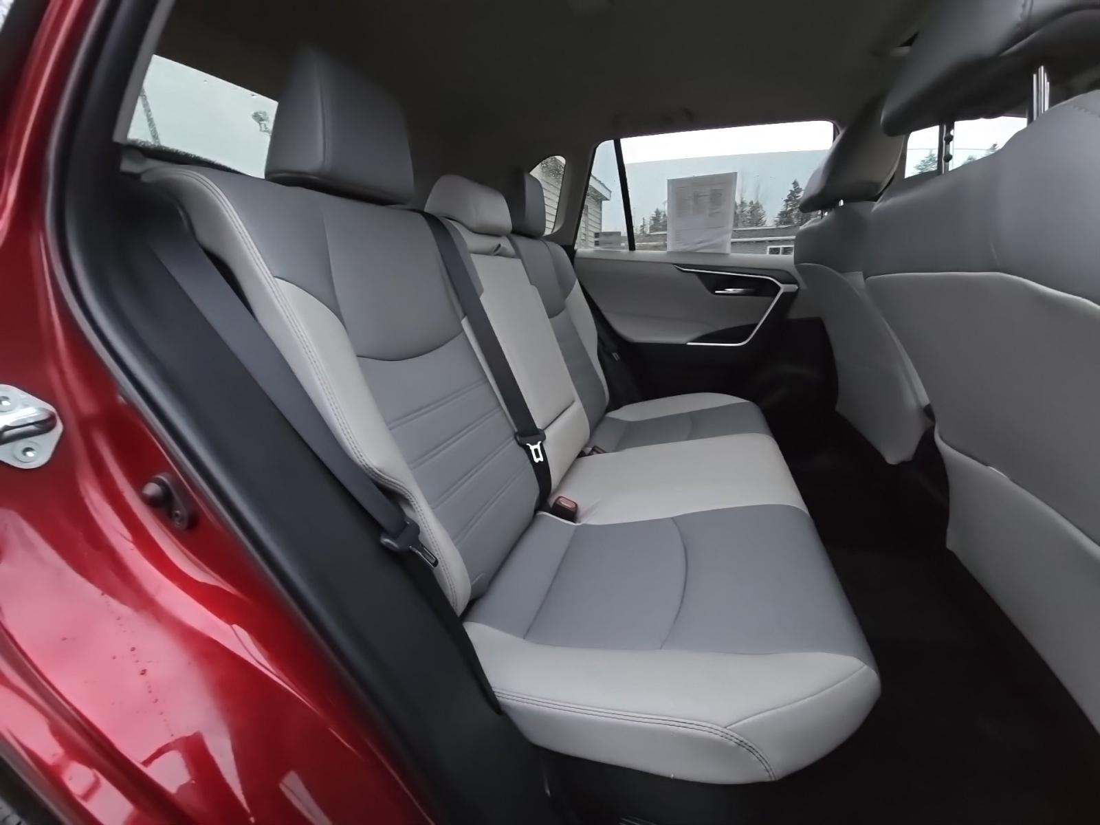 2021 Toyota RAV4 Hybrid XLE Premium AWD