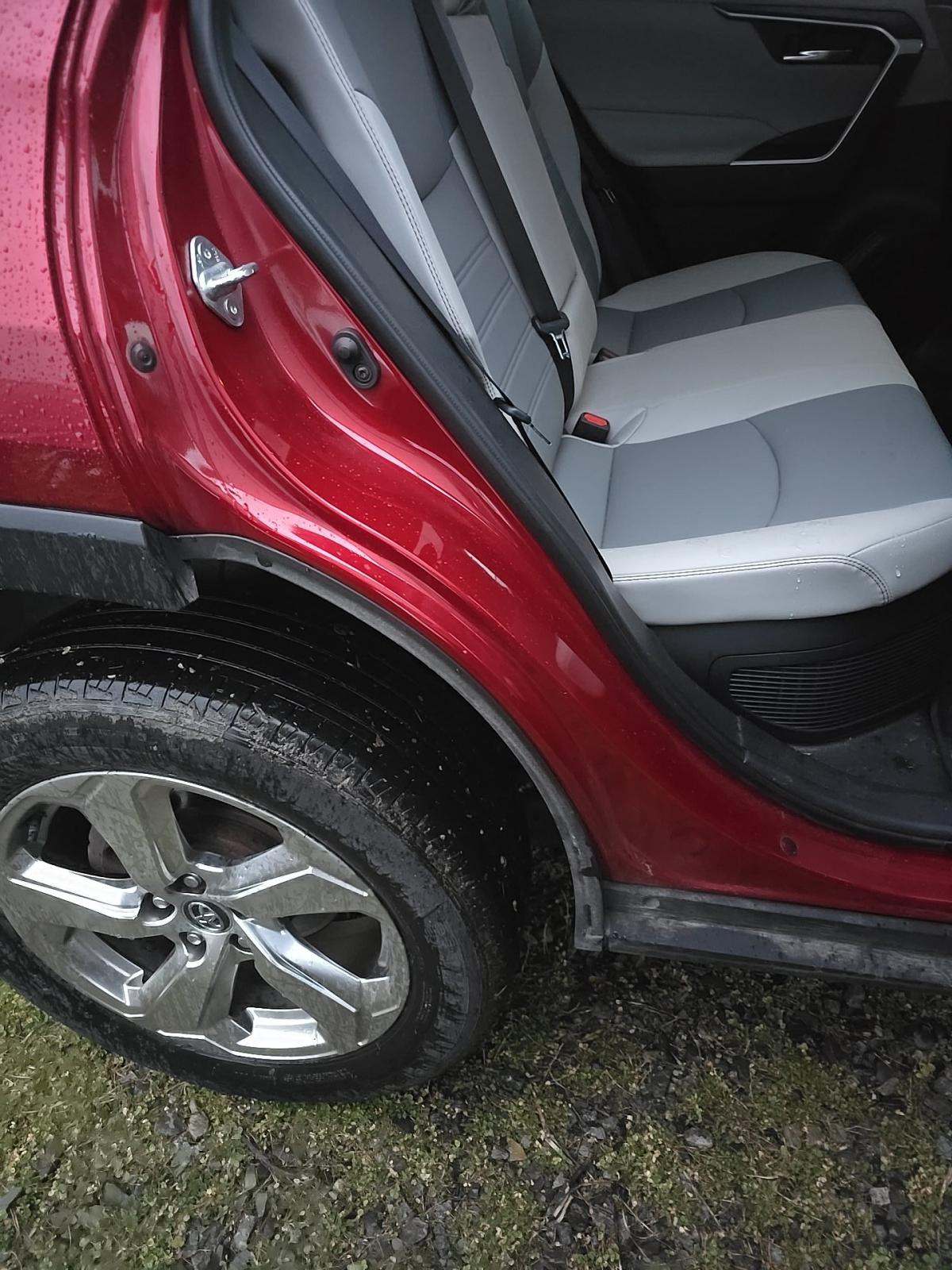 2021 Toyota RAV4 Hybrid XLE Premium AWD