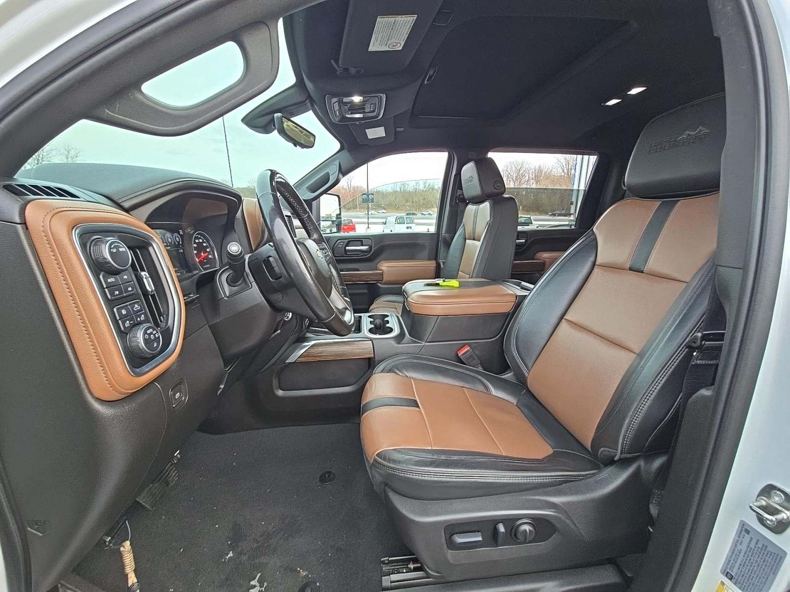 2023 Chevrolet Silverado 3500HD High Country AWD