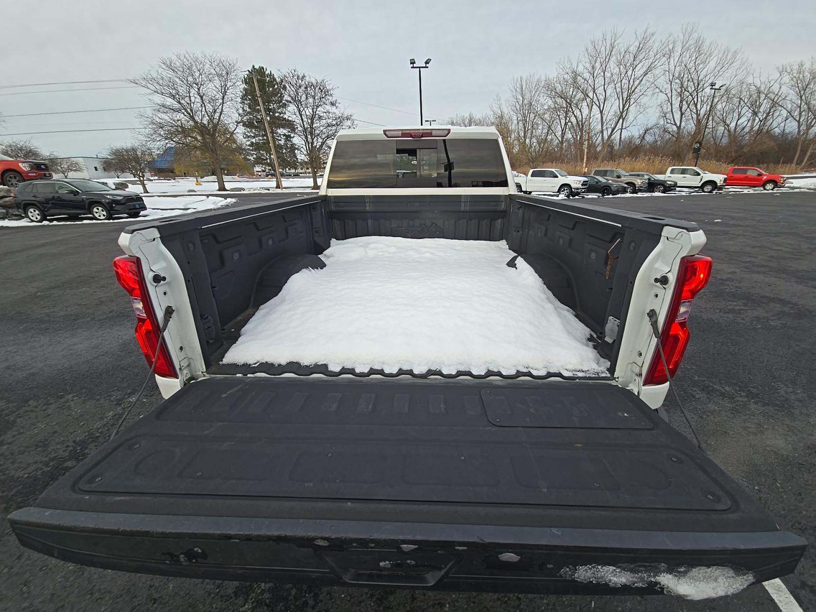 2023 Chevrolet Silverado 3500HD High Country AWD