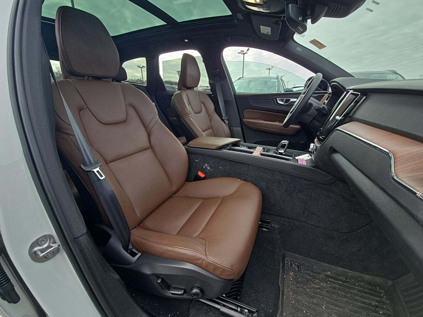 2023 Volvo XC60 B5 Plus AWD