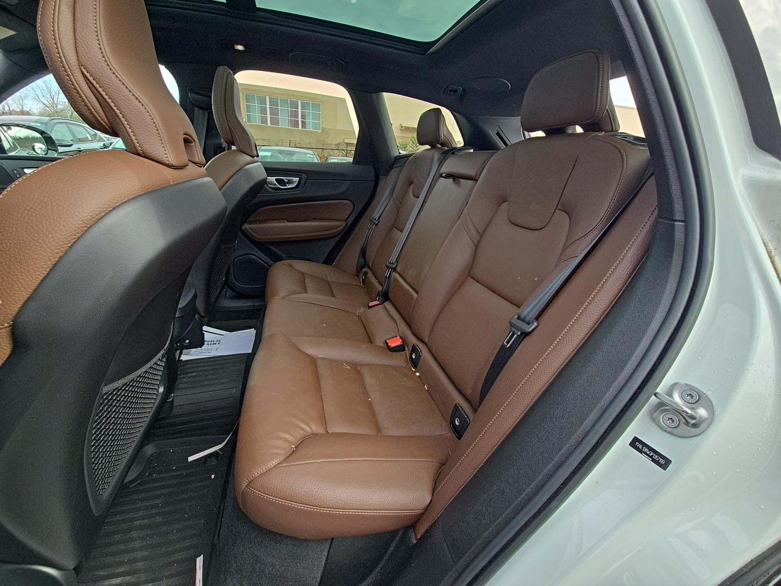 2023 Volvo XC60 B5 Plus AWD