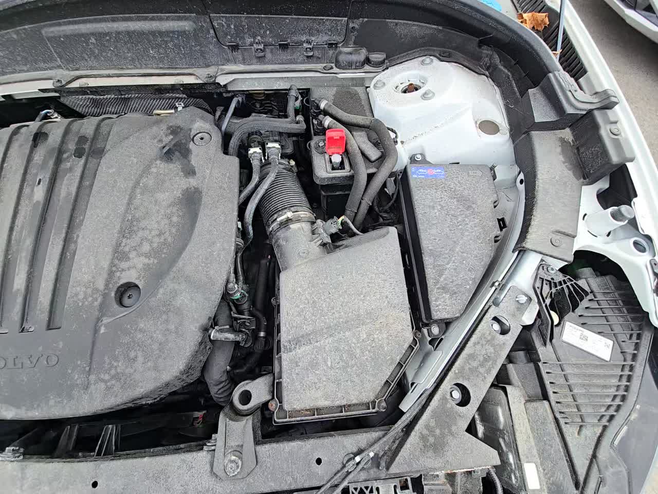 2023 Volvo XC60 B5 Plus AWD