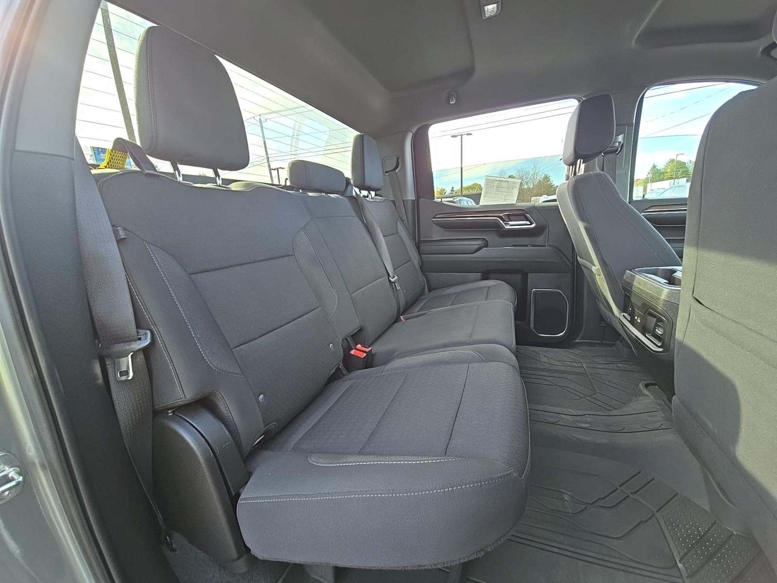 2023 Chevrolet Silverado 1500 RST AWD