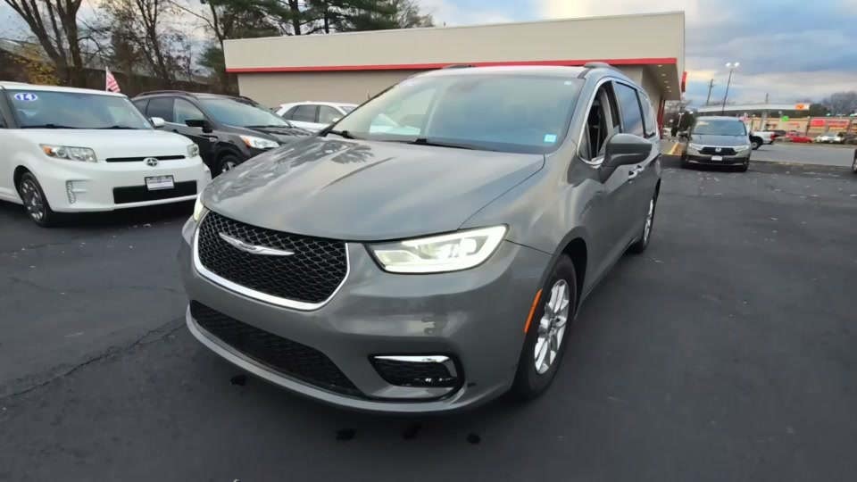2022 Chrysler Pacifica Touring L 121.6