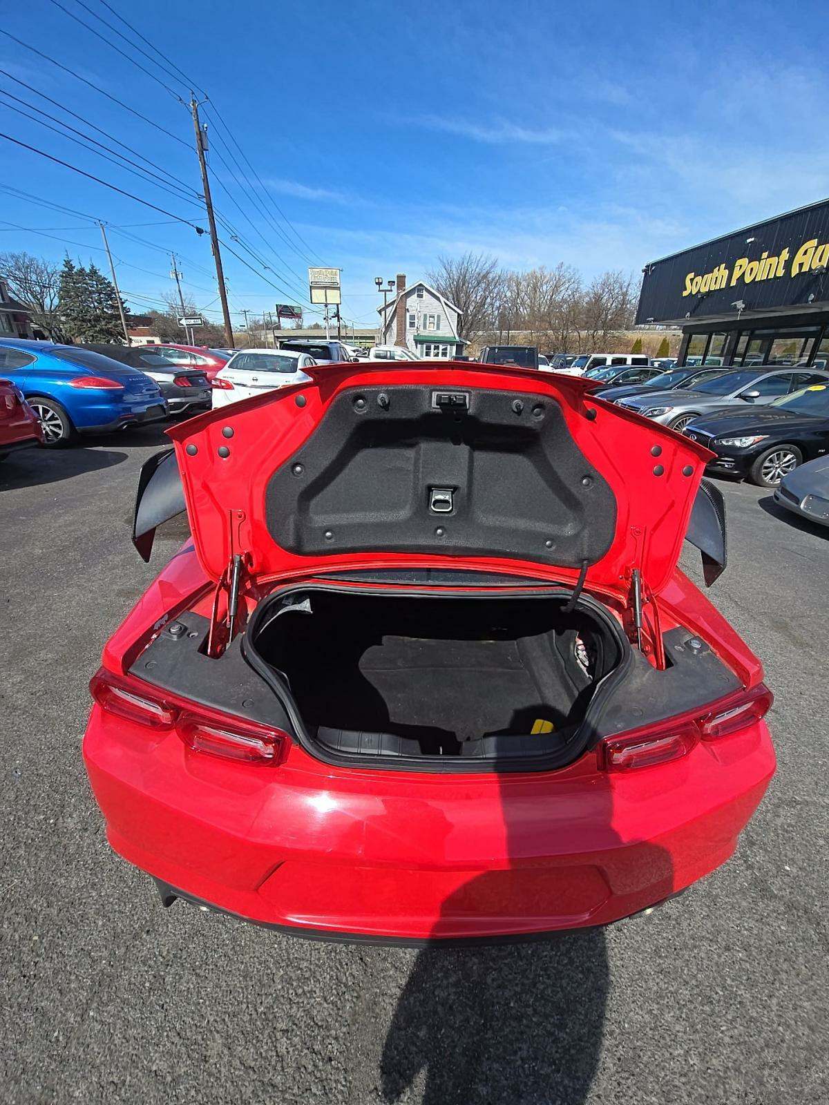 2019 Chevrolet Camaro 1LT RWD