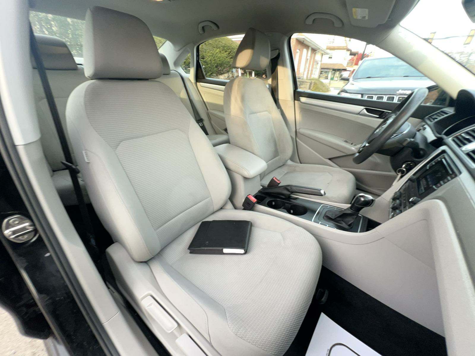 2016 Volkswagen Passat 1.8T S FWD