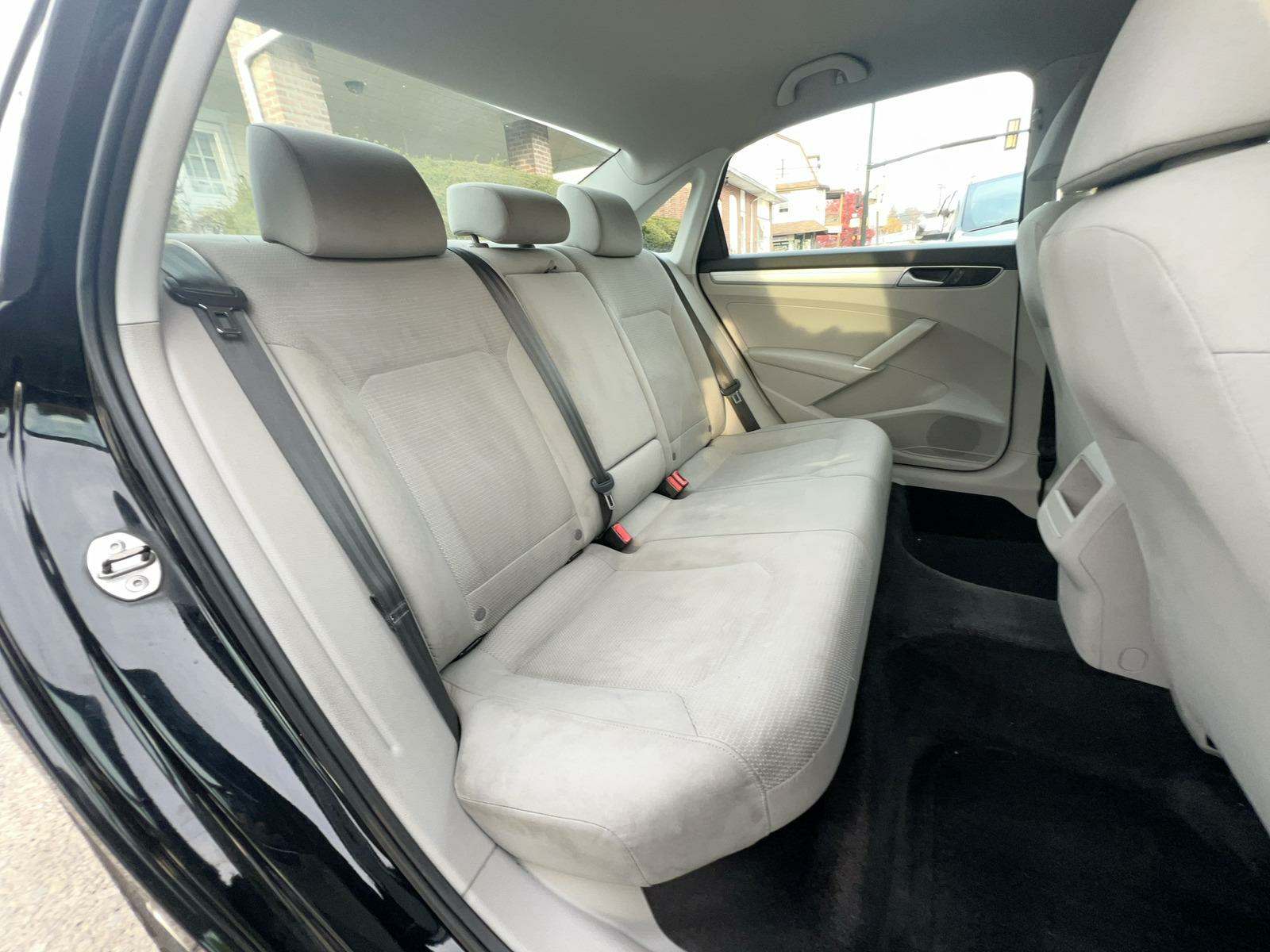2016 Volkswagen Passat 1.8T S FWD
