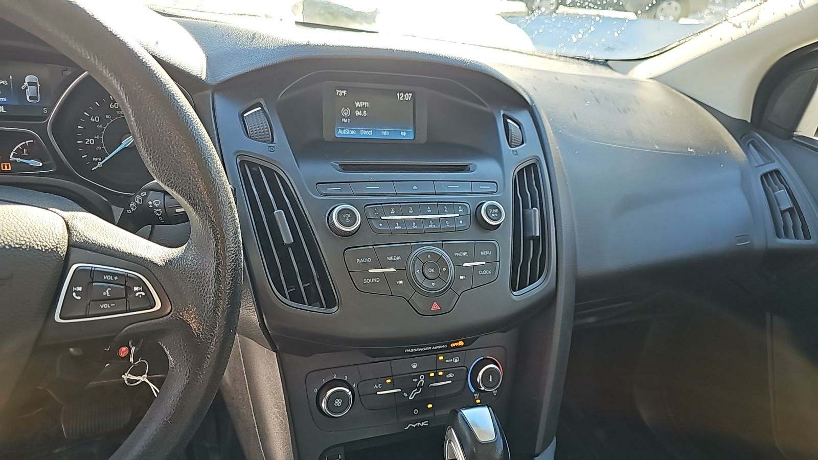 2015 Ford Focus SE FWD