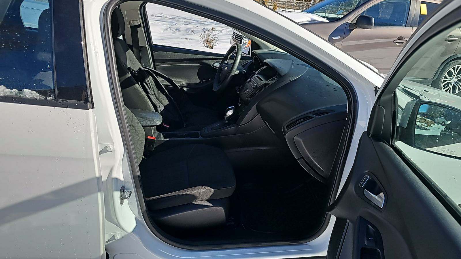 2015 Ford Focus SE FWD