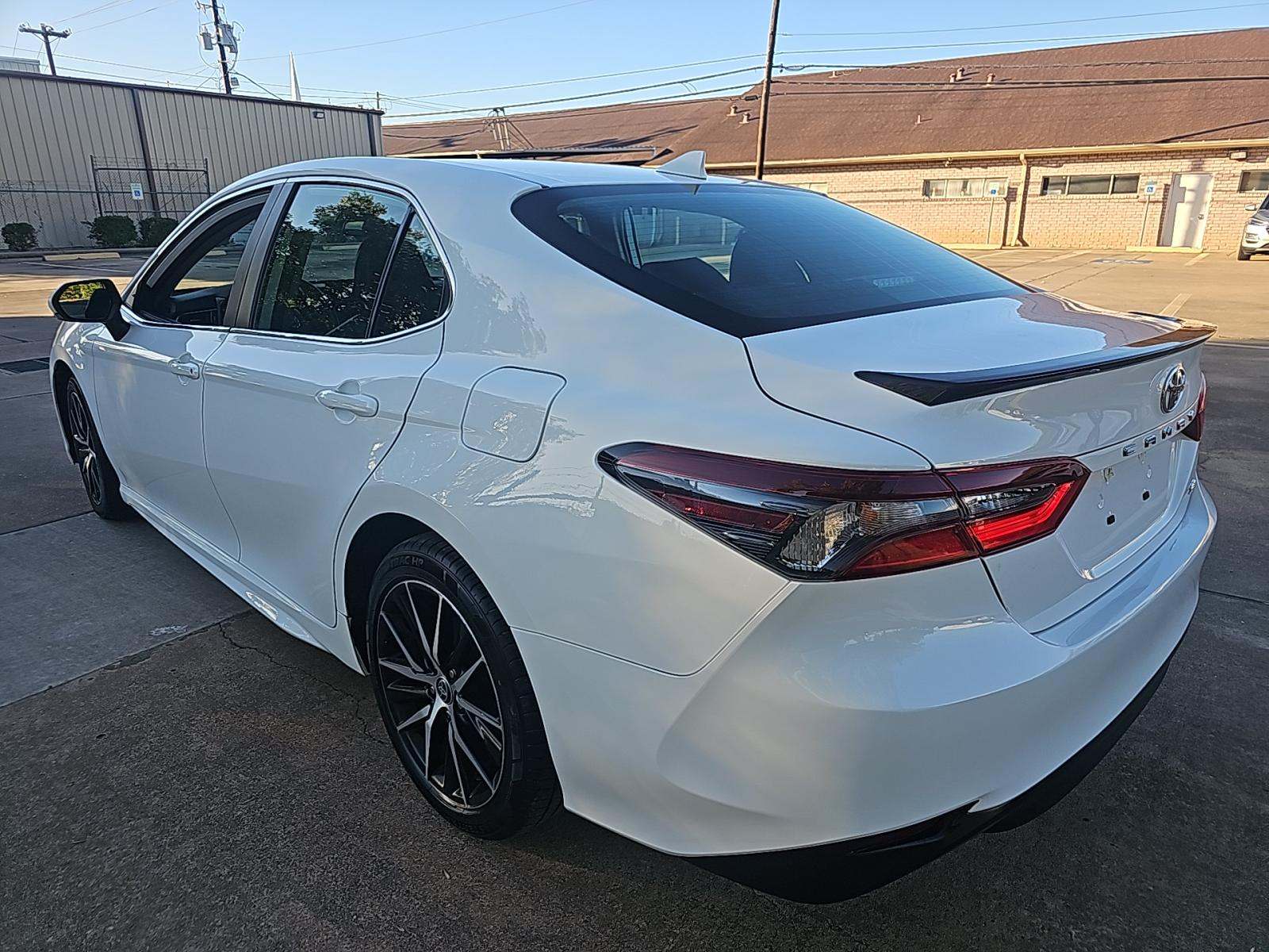 2024 Toyota Camry SE FWD