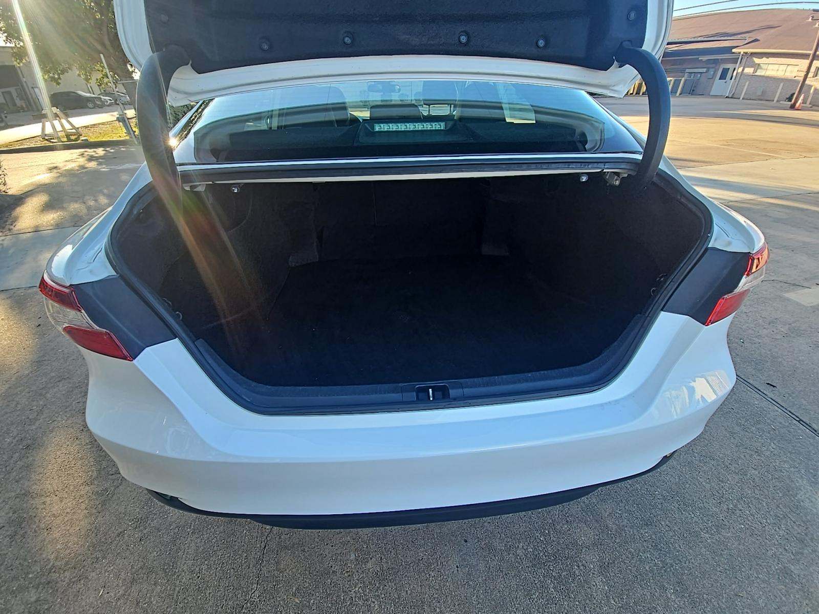 2024 Toyota Camry SE FWD