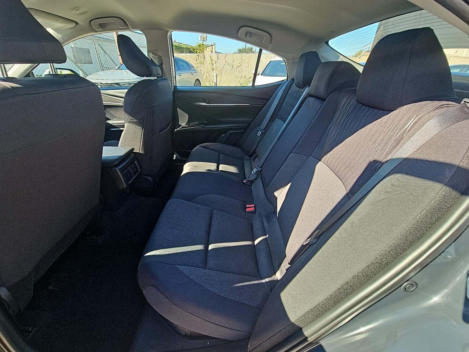 2025 Toyota Camry LE FWD