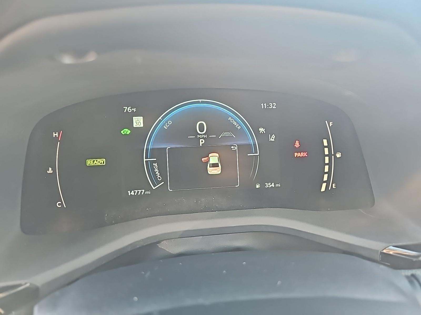 2025 Toyota Camry LE FWD