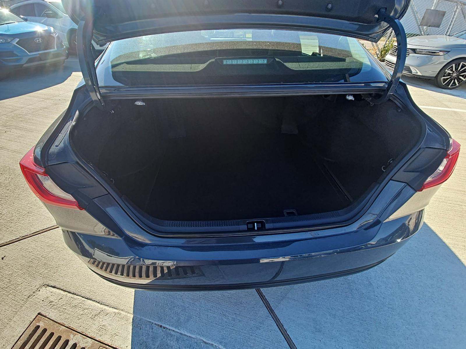 2025 Toyota Camry LE FWD