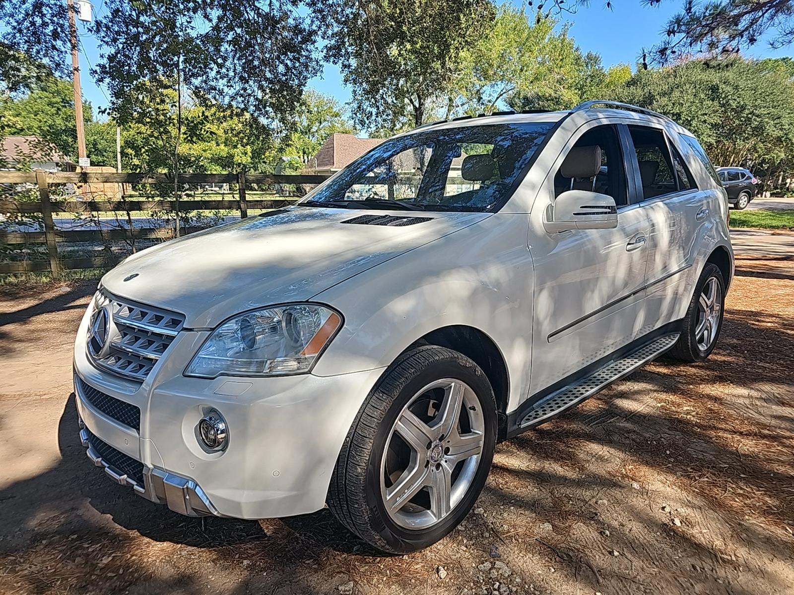 2011 Mercedes-Benz M-Class ML 550 AWD
