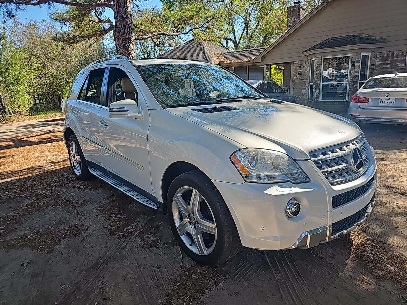 2011 Mercedes-Benz M-Class ML 550 AWD