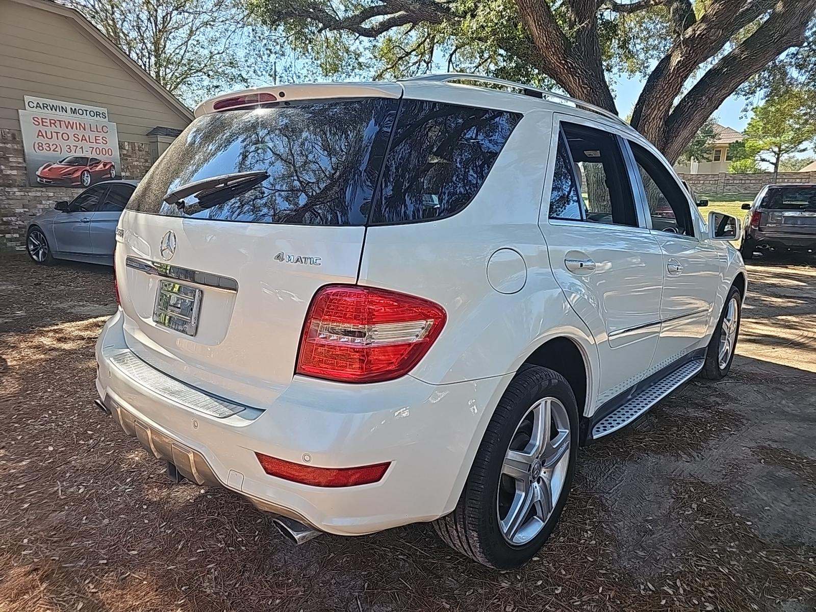 2011 Mercedes-Benz M-Class ML 550 AWD