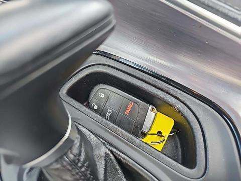 2017 Dodge Challenger R/T Scat Pack RWD